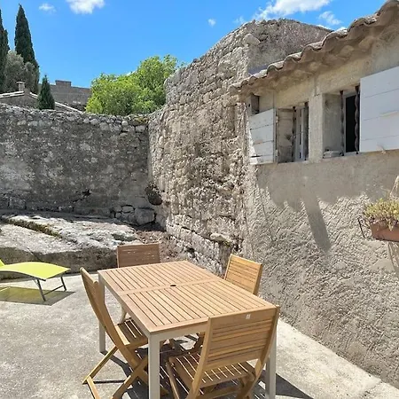 Au Coeur Des Nyaraló Les Baux-de-Provence